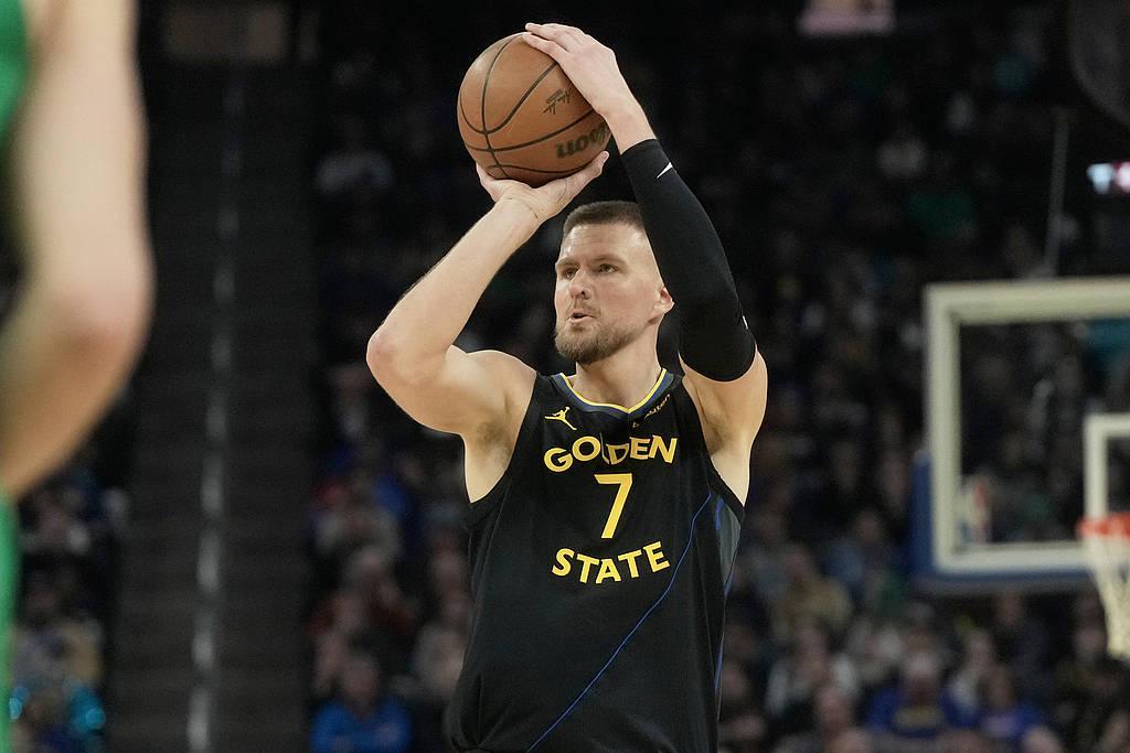 半岛体育-赛季仅剩20场，验货窗口急速关闭，波尔津吉斯在勇士未来已有答案