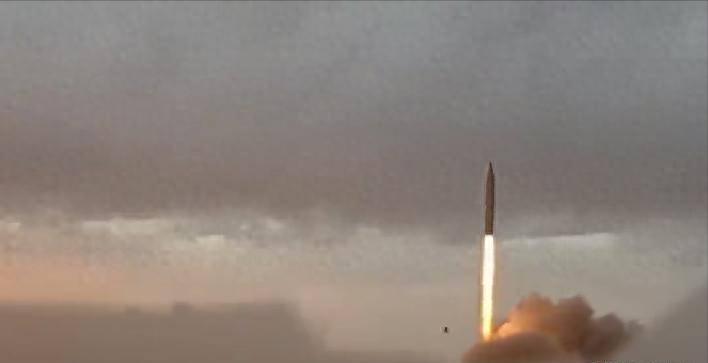 半岛体育注册网址-特朗普撂挑子不干了，以色列连俄大楼都敢炸，普京把话说得很清楚