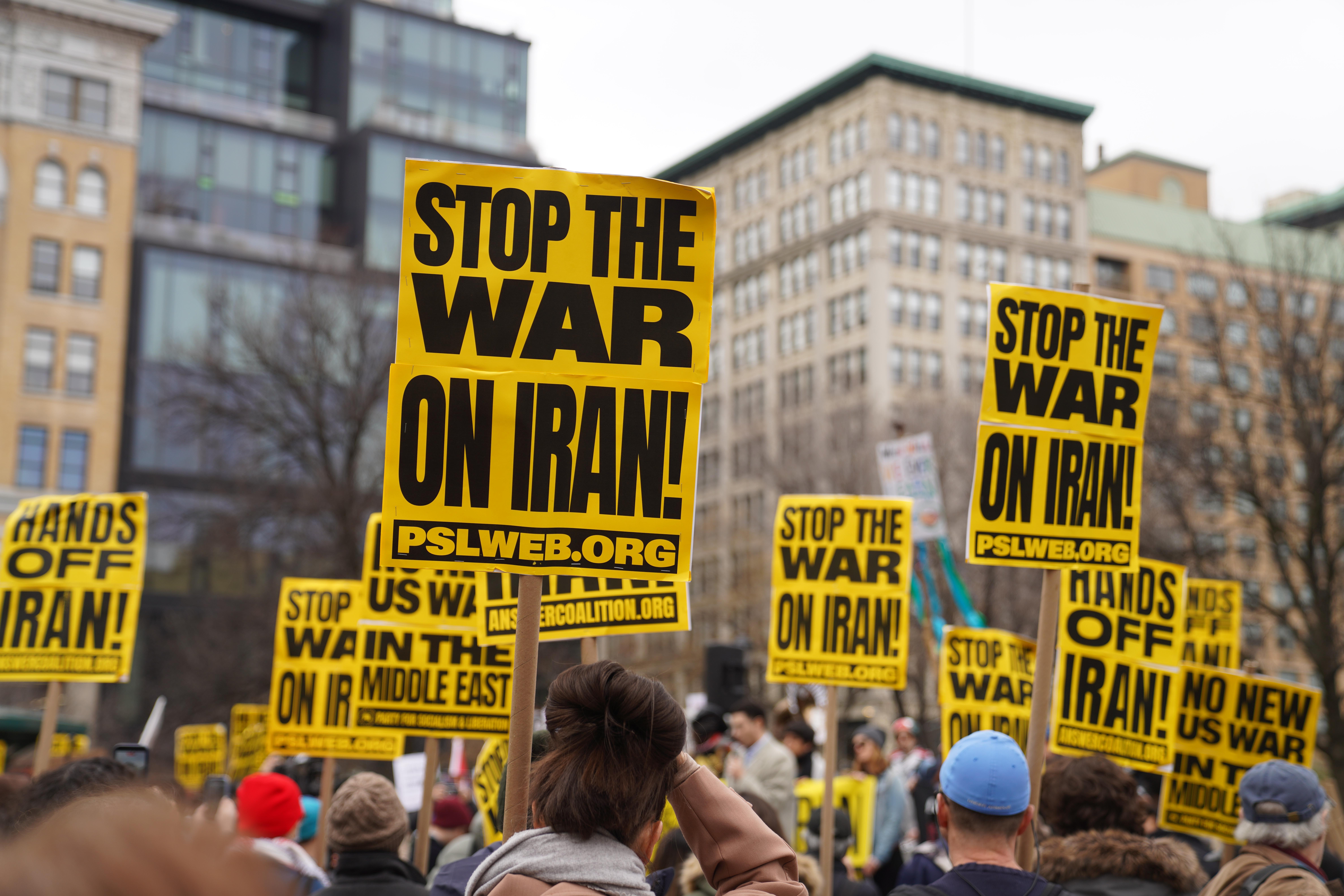 半岛体育APP-列国鉴｜记者观察：伊朗战事招致多重压力　特朗普政府或寻机退出